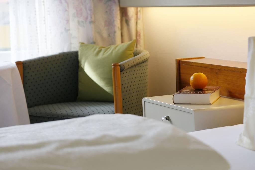 Hotel Tiffany Merano Quarto foto